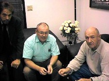 Bruckheimer, Kaiser and Hackman during a break